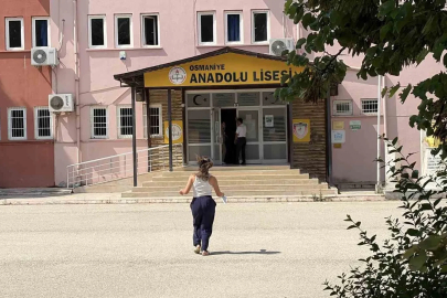 Osmaniye’de simitçi süreyi hatırlattı, son anda gelen aday içeri alınmadı
