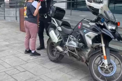 Sınava yetişemeyen adayın imdadına polis yetişti

