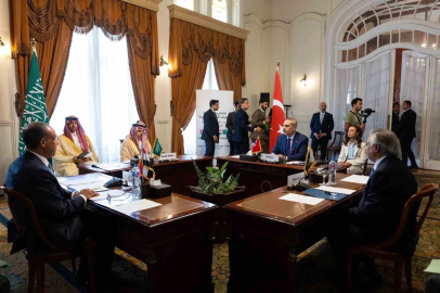 Bakan Fidan, Türkiye-Mısır-Pakistan-Suudi Arabistan Dışişleri Bakanları Dördüncü Toplantısı’na katıldı
