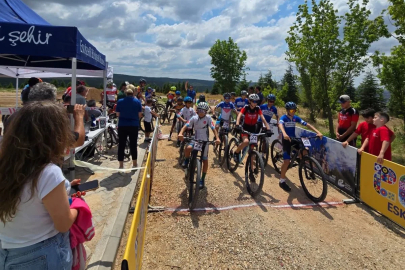 Pedal sporcuları Eskişehir’de podyum için yarıştı
