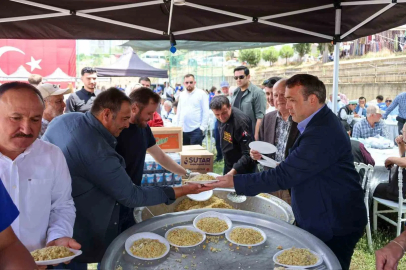 Vali Sözer Hıdırellez şenliklerinde vatandaşlarla buluştu
