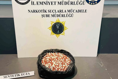 Samsun’da 5 bin 150 sentetik ecza ele geçirildi
