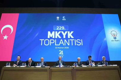 AK Parti MKYK Toplantısı başladı
