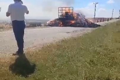 Lüleburgaz’da saman balyası yüklü römorkta yangın
