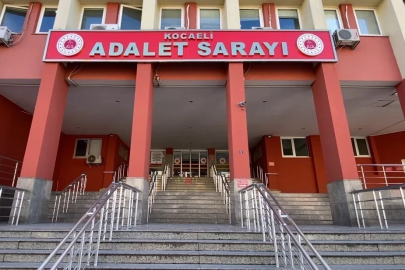 Zihinsel engelli kadın amcasının ölümüne neden olduğu iddiasıyla yargılanıyor
