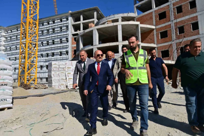 Söke’de KYK Erkek Öğrenci Yurdunda çalışmalar hız kesmeden sürüyor
