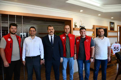 Kaymakam Kaya, son mesai gününde vatandaşlarla vedalaştı
