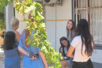 Yangını haber alınca koşarak geldi, vatandaşların apartmandan çıkardığı kızına sarıldı
