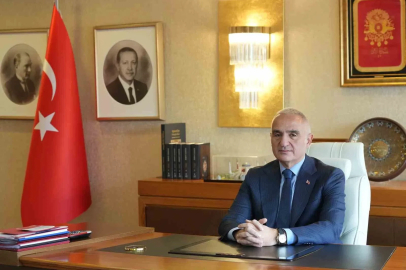 Bakan Ersoy: "Sümela Manastırı’nın bakım ve güvenlik çalışmalarının ilk etabını tamamlayarak, yeniden ziyaretçilerimizle buluşturduk"
