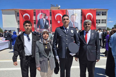 Terör gazisi olan babasıyla birlikte gurur dolu anlar yaşadı
