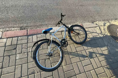 Otomobilin çarptığı 9 yaşındaki çocuk yaralandı
