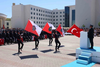 Akyurt Polis Meslek Yüksekokulu’nda mezuniyet coşkusu
