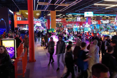 Karne heyecanı yaşayan çocuklar Forum Ankara’da ZeplinX’in eğlence ve teknoloji dünyasıyla buluşuyor
