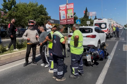 Tekirdağ’da motosiklet yayaya yol veren araca çarptı
