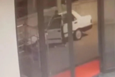 Kayseri’de 1 kişinin öldüğü, 2 kişinin de yaralandığı bıçaklı kavganın görüntüleri ortaya çıktı
