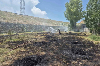 Erciş’te bahçe yangını korkuttu

