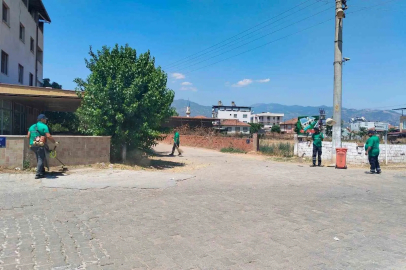 Efeler’de temizlik çalışmaları sürüyor
