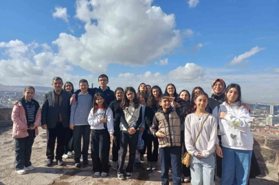 Ortaokul öğrencilerinin 2,5 yıllık emekle hazırladığı kitap ve dergi yayımlandı
