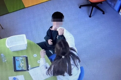 Mersin’de otizmli çocuğa şiddet davasında öğretmenin tutukluluğuna devam kararı
