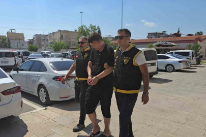 Kolundaki dövme 33 yıllık firari dolandırıcıyı yakalattı
