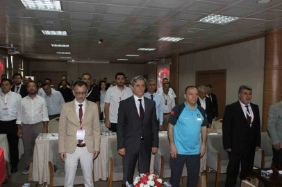 Beş ilin sağlık müdürü Zonguldak’ta acil sevk zinciri için toplandı
