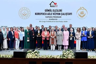 Doç. Dr. Şenay Yılmaz, ’Gönül Elçileri Koruyucu Aile Vizyon Çalıştayı’na katıldı
