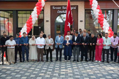 Kozan’da emeklilere özel sosyal tesis hizmete açıldı
