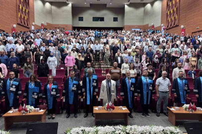 KAYÜ Uygulamalı Bilimler Fakültesi’nde mezuniyet sevinci
