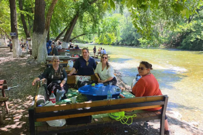 Nazilli’de incir işletmesi çalışanları yeni sezon öncesi eğlendi
