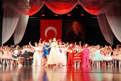 Aylar süren emek sahnede alkış aldı

