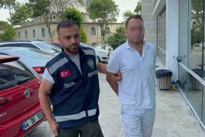 Balkondan eve girmek isteyen koca KADES’le yakalandı
