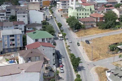 Mahalle sakinlerinden hafriyat kamyonu tepkisi: "Çocuklarımız tehlike altında"
