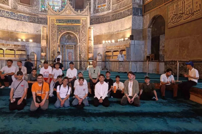 Şehitler Ortaokulu öğrencileri 4 günlük tarih ve kültür gezisini tamamladı
