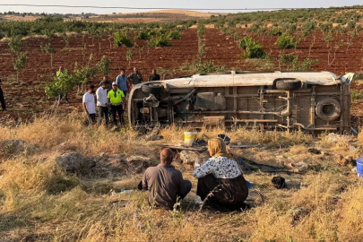 Tarım işçilerini taşıyan minibüs devrildi: 22 yaralı
