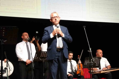 Başkan Arslan, çocuklar için şarkılar söyledi
