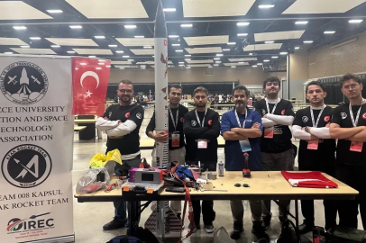 Kapsül Azak Rocket Team ABD’de dünya birincisi oldu
