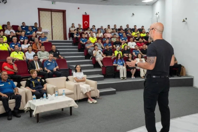 Polisten toplumsal farkındalık etkinliği
