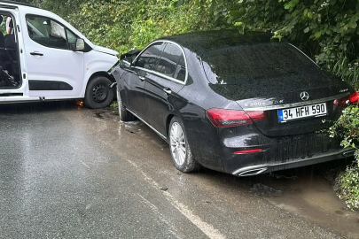 Ayder yolunda kaza: 3 yaralı
