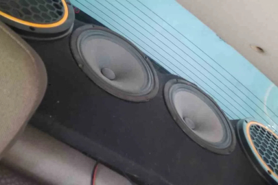 Yüksek sesle müzik açan 2 sürücüye toplam 246 bin 898 TL ceza
