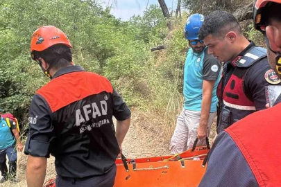 Yürüyüş sırasında ayağı kırılan vatandaşı AFAD kurtardı
