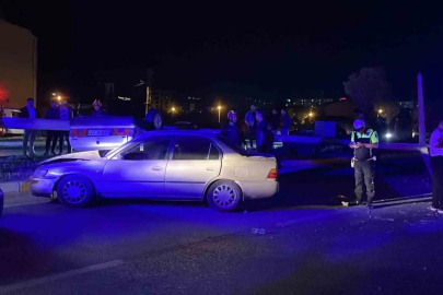 Sivas’ta iki otomobil çarpıştı: 2’si çocuk 5 yaralı
