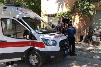 Uyuyor zannettikleri adamın öldüğü ortaya çıktı
