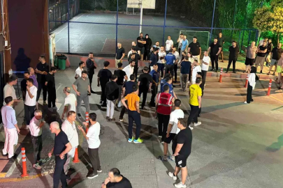 Esenyurt’ta siteye giriş kavgasında 3 kişi yaralandı
