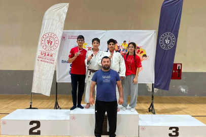 Bilecikli judocular yarı final biletini 4 madalyayla aldı
