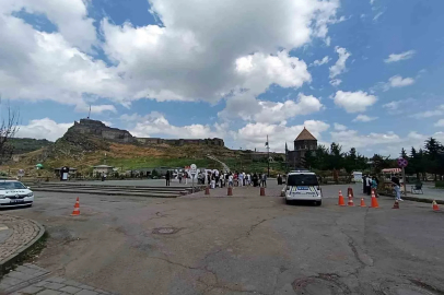 Kars yaz turizminin gözdesi oldu: Tarih, doğa ve kültür bir arada
