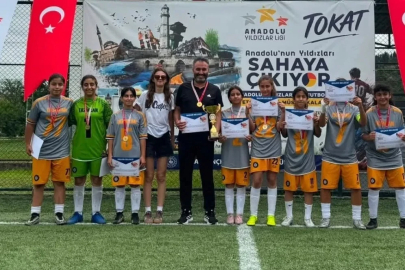 Erzincan’ın kızları Türkiye şampiyonu oldu
