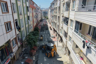 Esenyurt’ta yol yenileme çalışmaları aralıksız sürüyor
