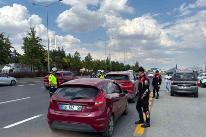 Ankara’da NATO Zirvesi kapsamında asayiş ve trafik denetimleri tüm hızıyla devam ediyor
