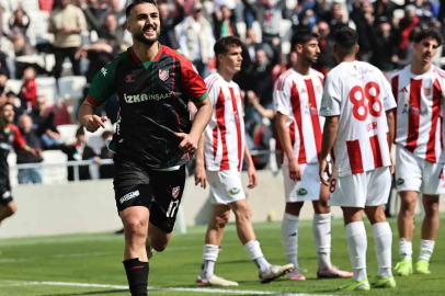 Karşıyaka, Ömer Faruk’la sözleşme uzatmak için görüşüyor
