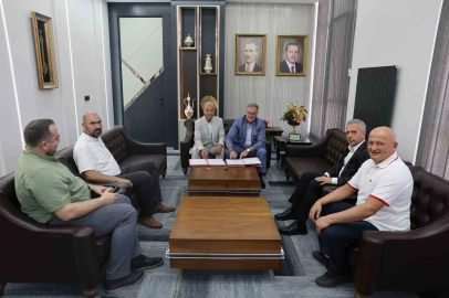 Hacılar’da kıyafetler umuda dönüşecek
